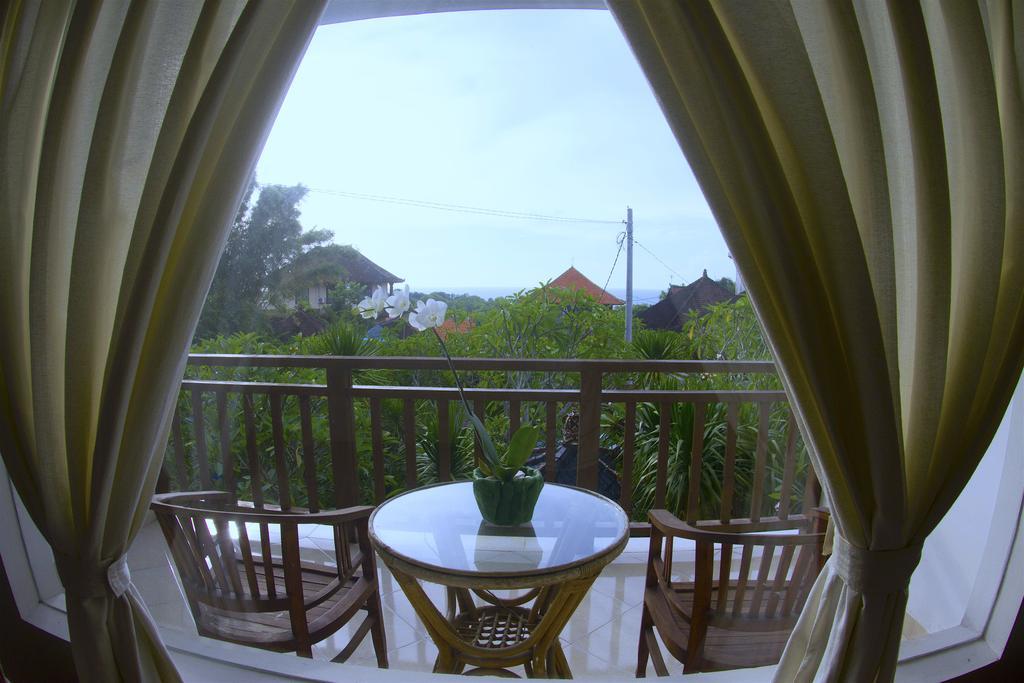 Ropik & Alik Home Stay Улувату Экстерьер фото